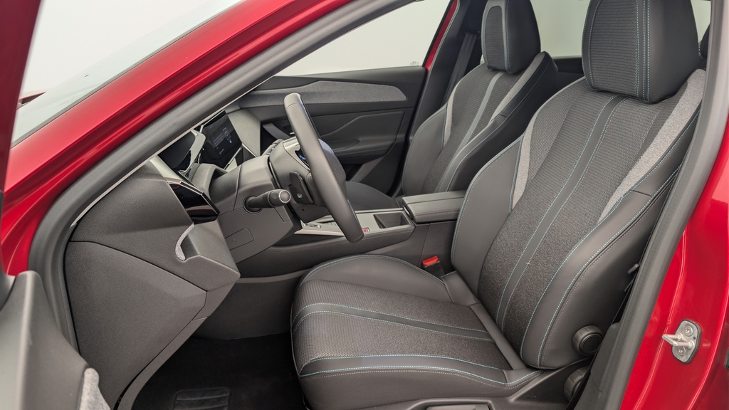 Peugeot 308 SW Hybrid 145 e-DCS6 Allure