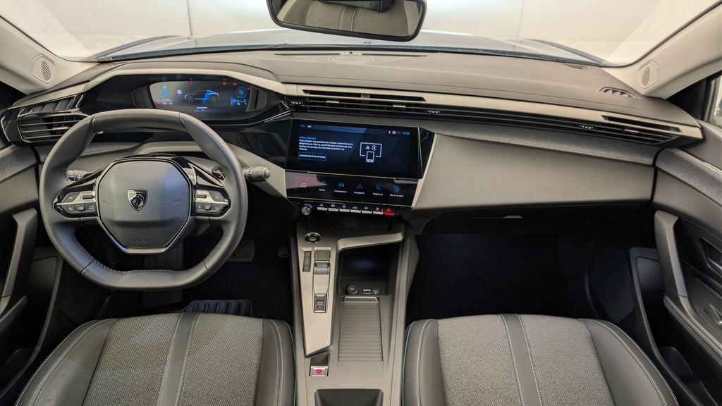Peugeot 408 Hybrid 145 e-DCS6 Allure