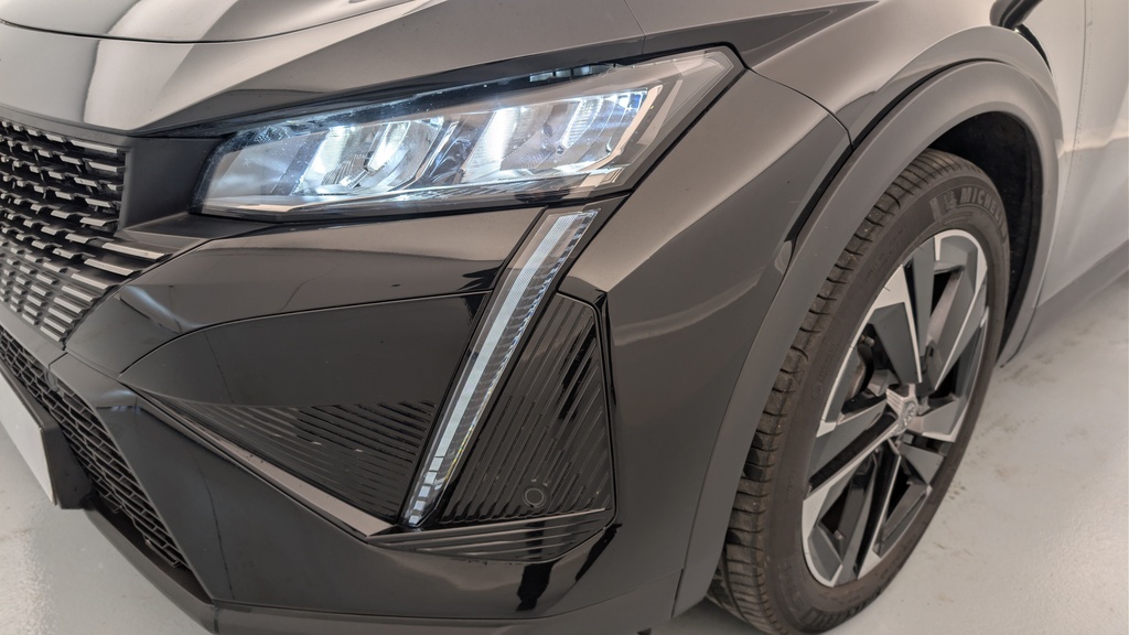 Peugeot 408 Hybrid 145 e-DCS6 Allure