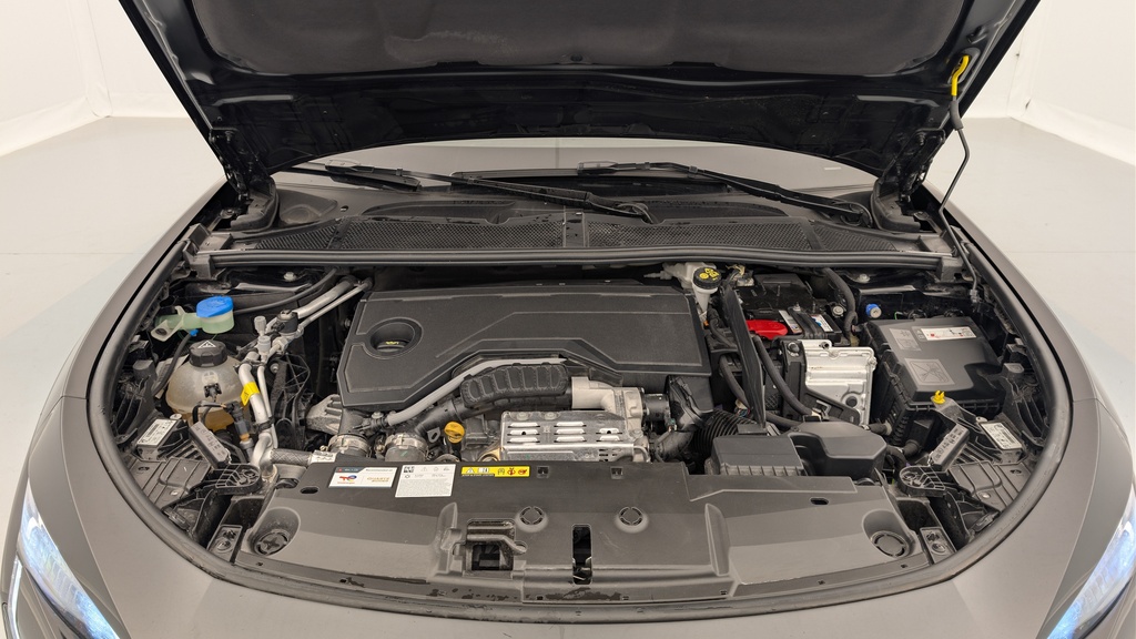 Peugeot 408 Hybrid 145 e-DCS6 Allure