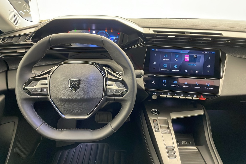 Peugeot 408 Hybrid 136 e-DCS6 Allure