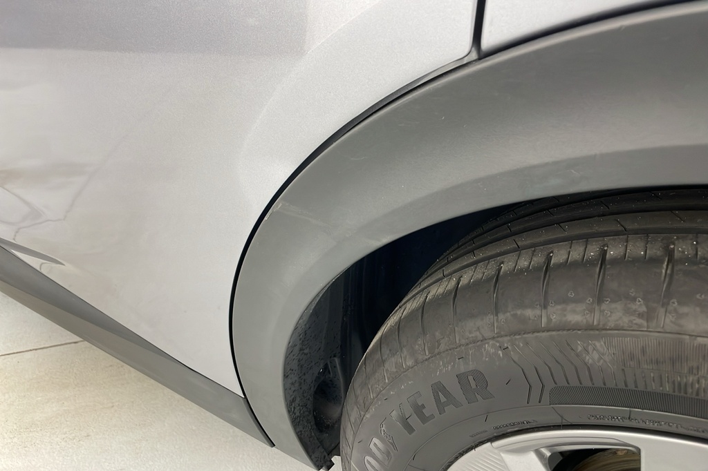 Peugeot 408 Hybrid 136 e-DCS6 Allure