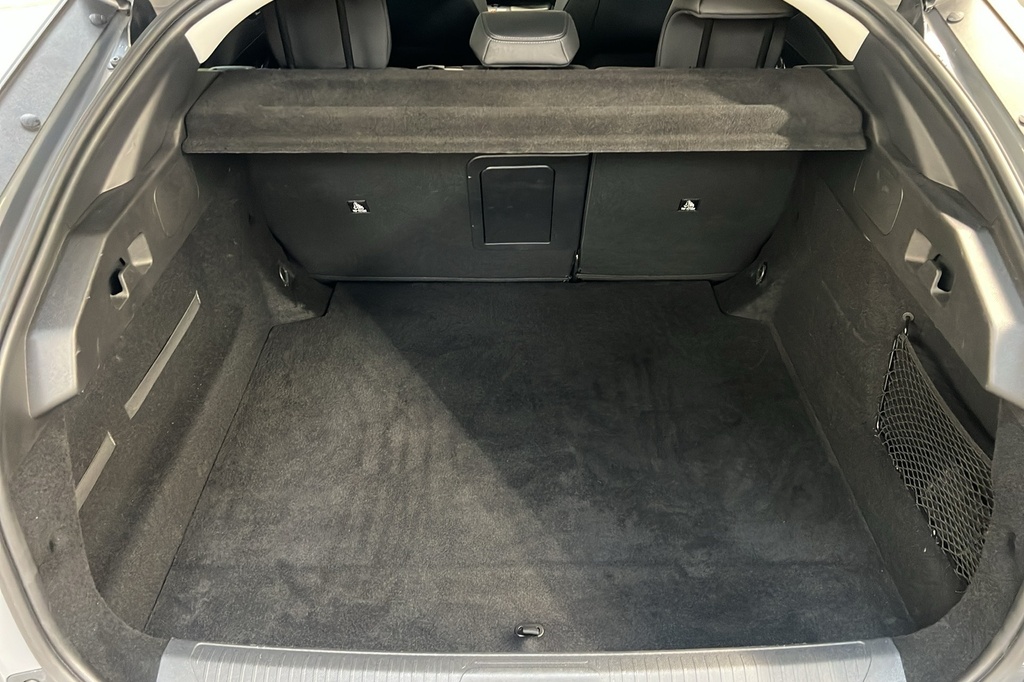 Peugeot 408 Hybrid 136 e-DCS6 Allure