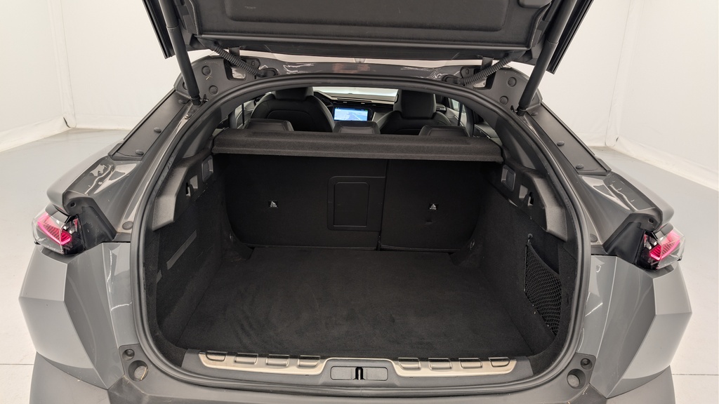 Peugeot 408 Hybrid 145 e-DCS6 GT
