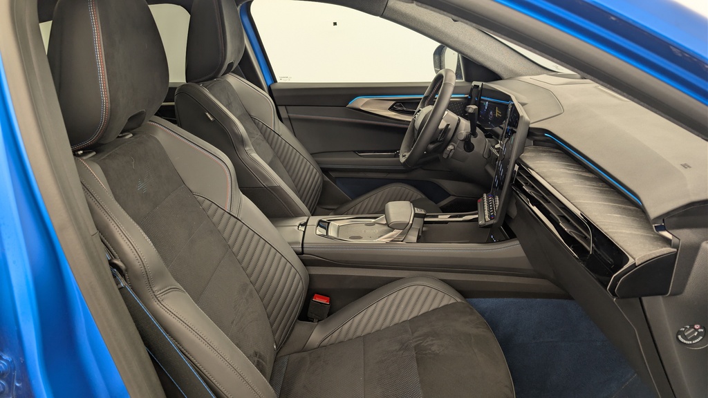 Renault Rafale hyper hybrid E-Tech 300ch 4×4 atelier Alpine