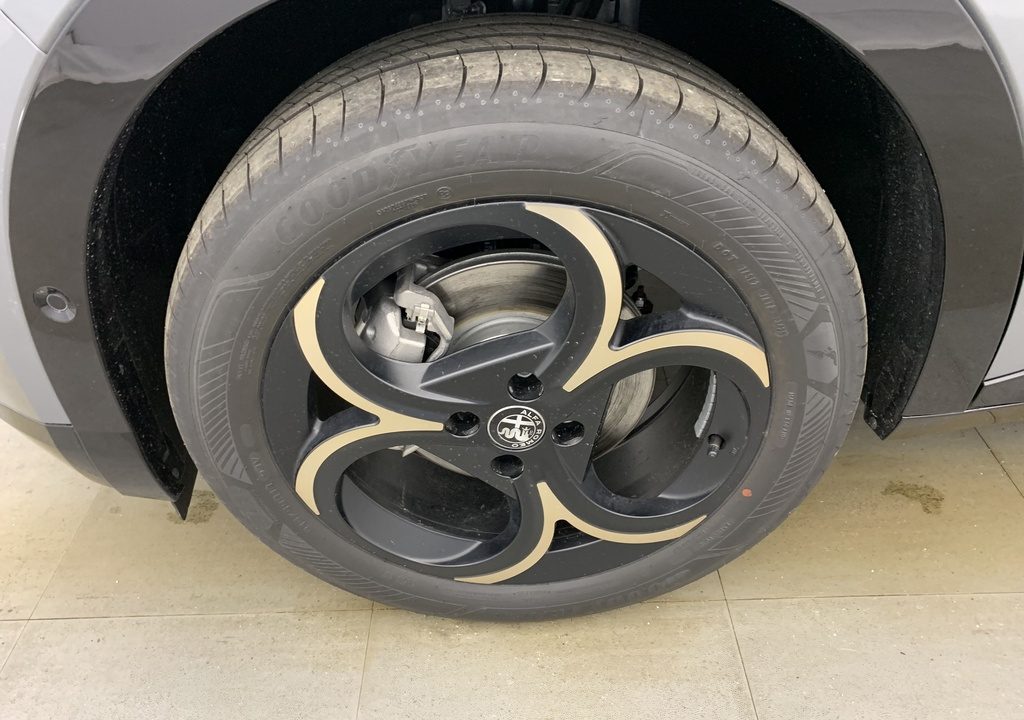 Alfa romeo Junior 1.2 Ibrida 145 ch eDCT6 Intensa