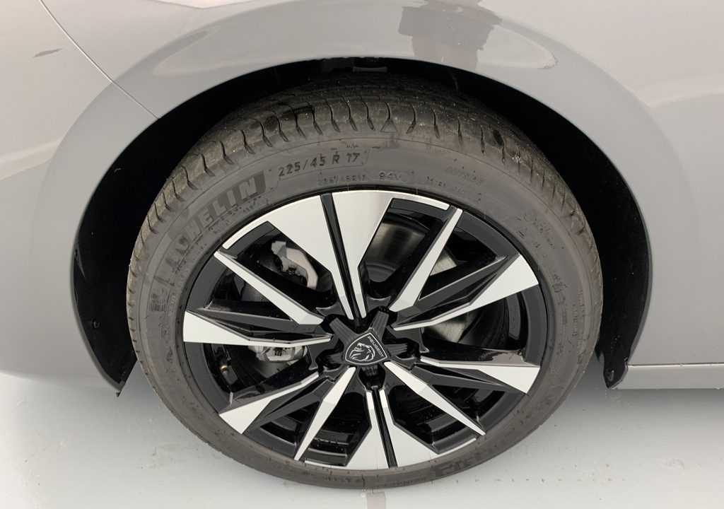 Peugeot 308 NOUVELLE BLUEHDI 130CH S&S EAT8 ALLURE