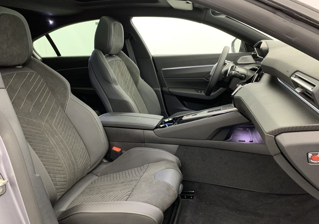 Peugeot 508 Hybrid 225 e-EAT8 Allure