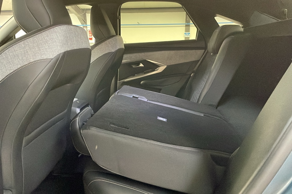 Peugeot 3008 Hybrid 145 e-DCS6 Allure