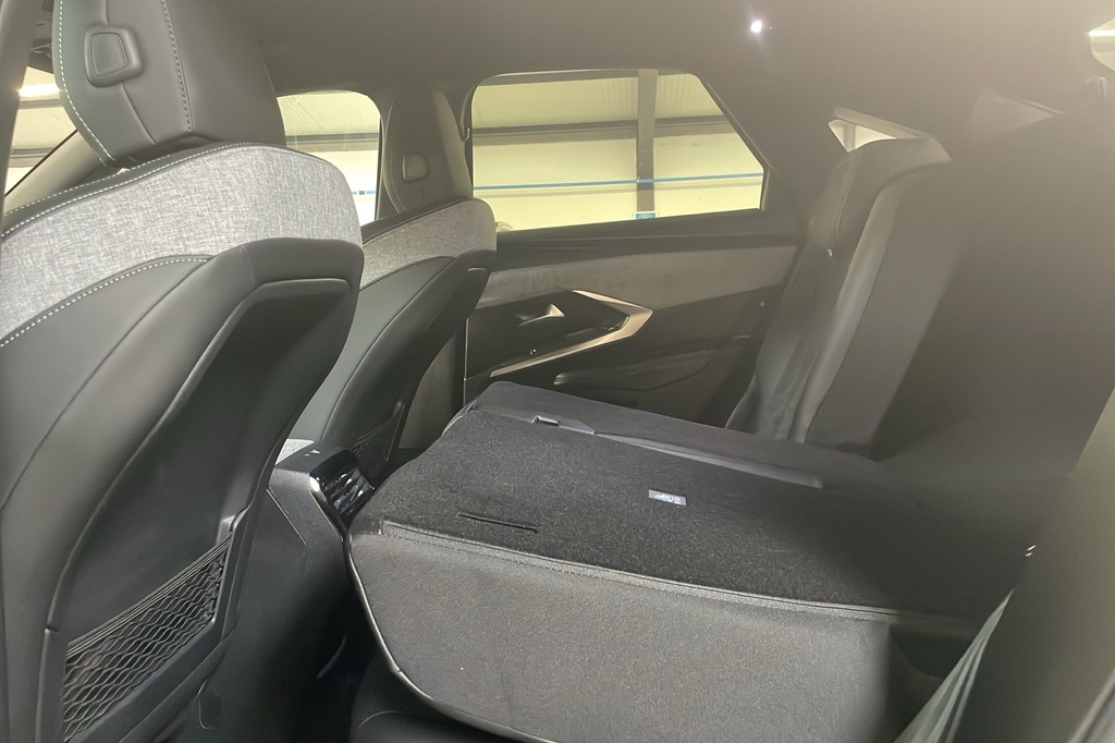 Peugeot 3008 Hybrid 145 e-DCS6 GT