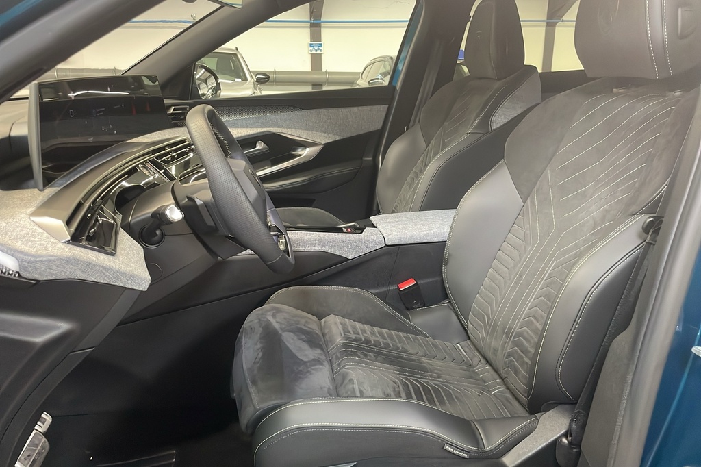 Peugeot 3008 Hybrid 145 e-DCS6 GT
