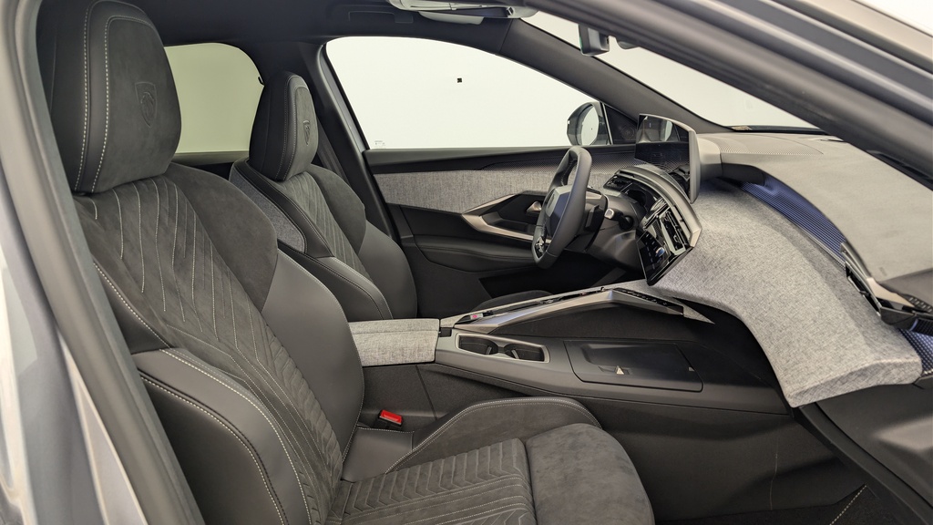 Peugeot 3008 Hybrid 145 e-DCS6 GT