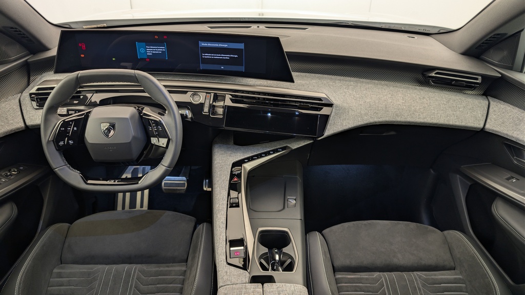 Peugeot 3008 Hybrid 145 e-DCS6 GT