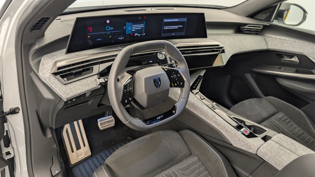 Peugeot 3008 Hybrid 145 e-DCS6 GT
