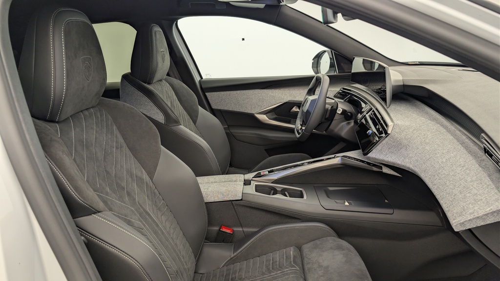 Peugeot 3008 Hybrid 145 e-DCS6 GT
