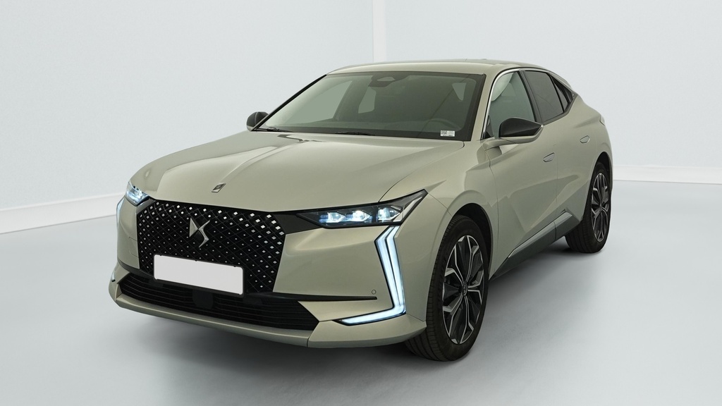 Ds DS4 PureTech 130 EAT8 Etoile – Alcantara