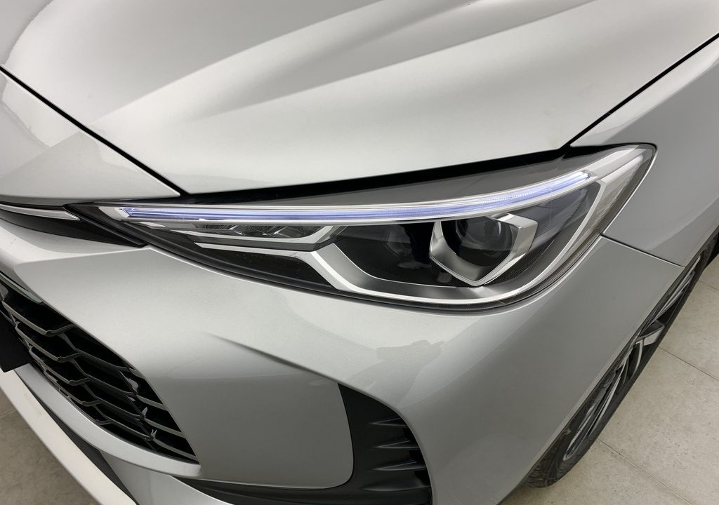Mg ZS 1.5 L Hybrid+ 197 ch Luxury