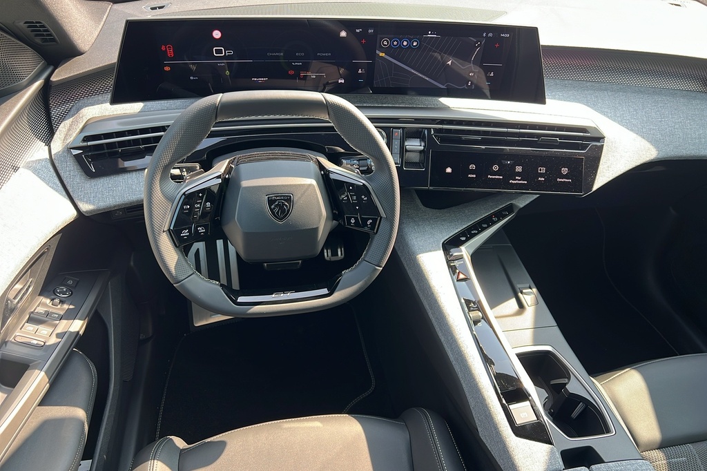 Peugeot 5008 Hybrid 145 e-DCS6 GT