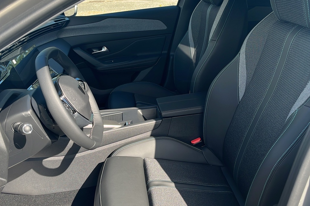 Peugeot 308 BlueHDi 130ch S&S EAT8 Allure