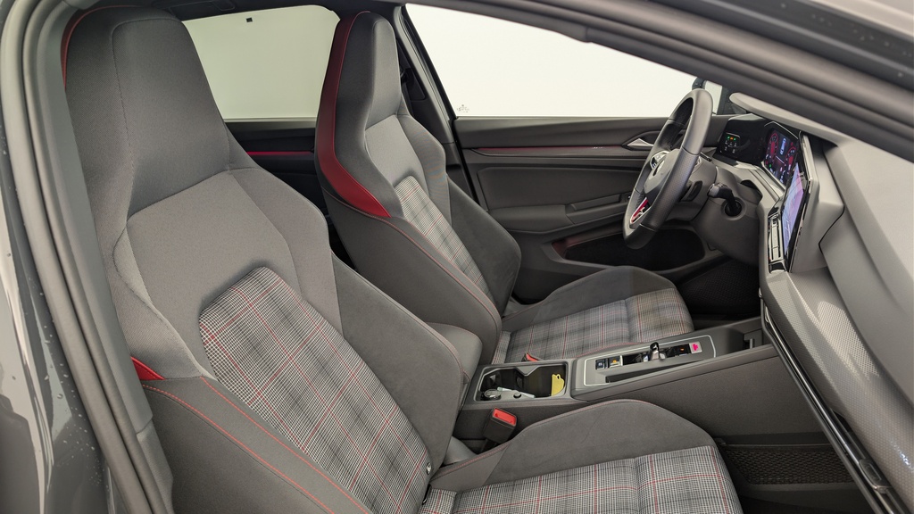Volkswagen GOLF 8 2.0 TSI 245 DSG7 GTI