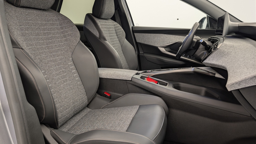 Peugeot 3008 Hybrid 145 e-DCS6 Allure