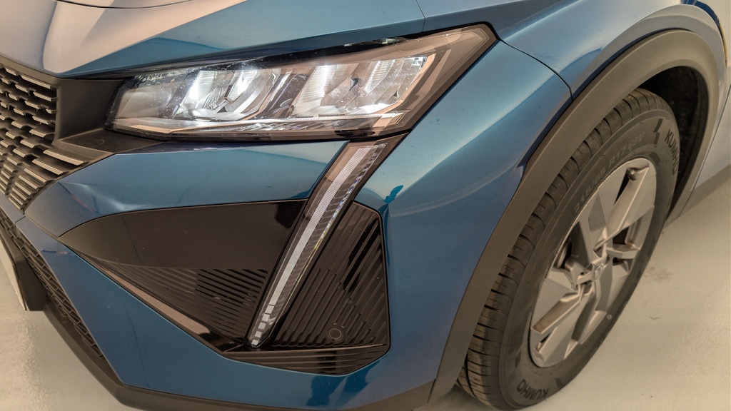 Peugeot 408 Hybrid 136 e-DCS6 Allure