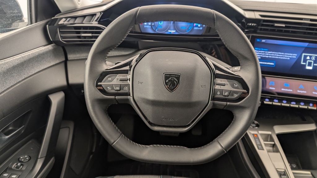 Peugeot 408 Hybrid 136 e-DCS6 Allure