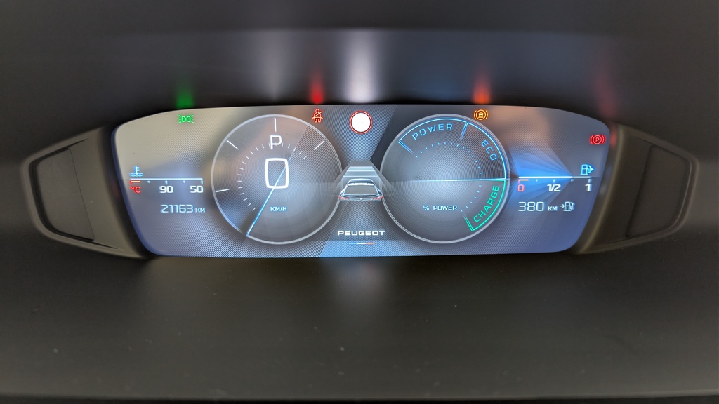 Peugeot 408 Hybrid 136 e-DCS6 Allure