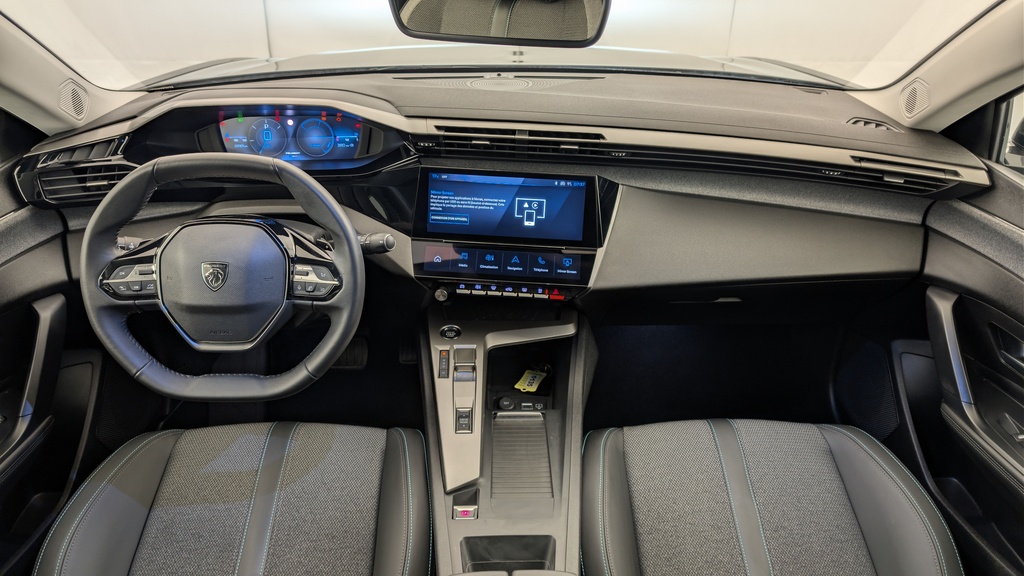 Peugeot 408 Hybrid 136 e-DCS6 Allure