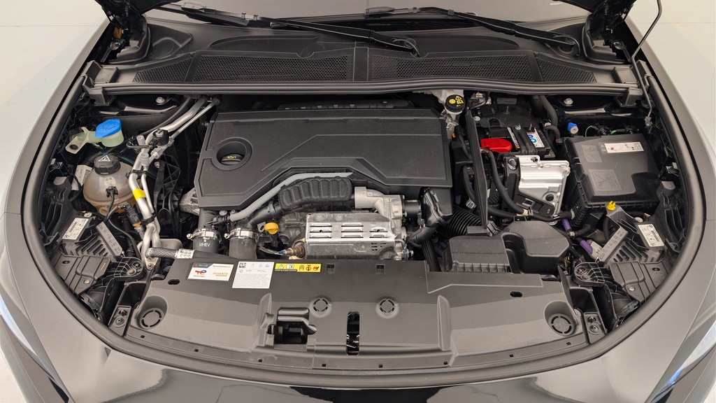 Peugeot 408 Hybrid 136 e-DCS6 Allure
