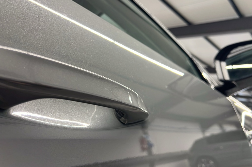 Peugeot 408 Hybrid 136 e-DCS6 Allure
