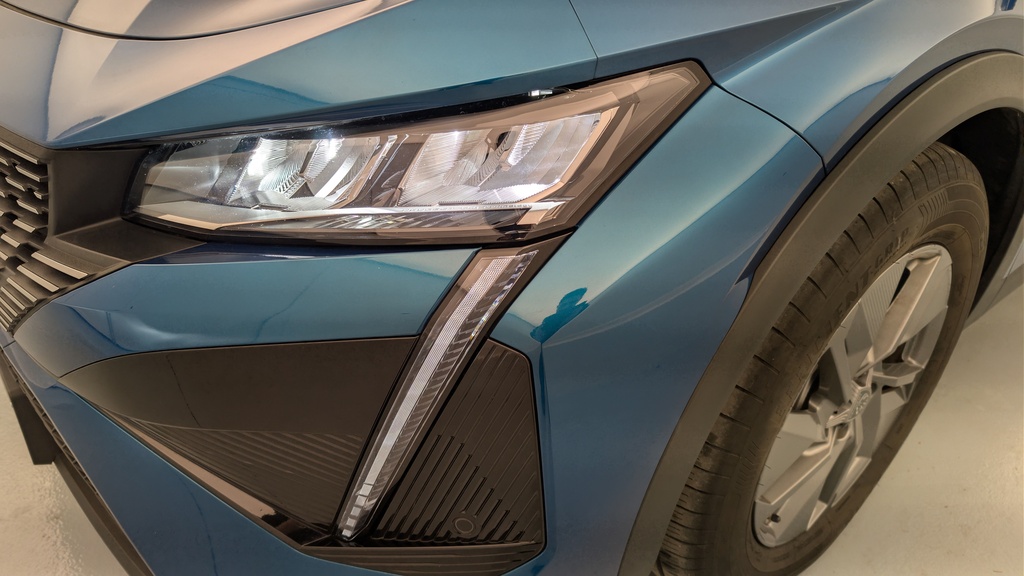 Peugeot 408 Hybrid 136 e-DCS6 Allure