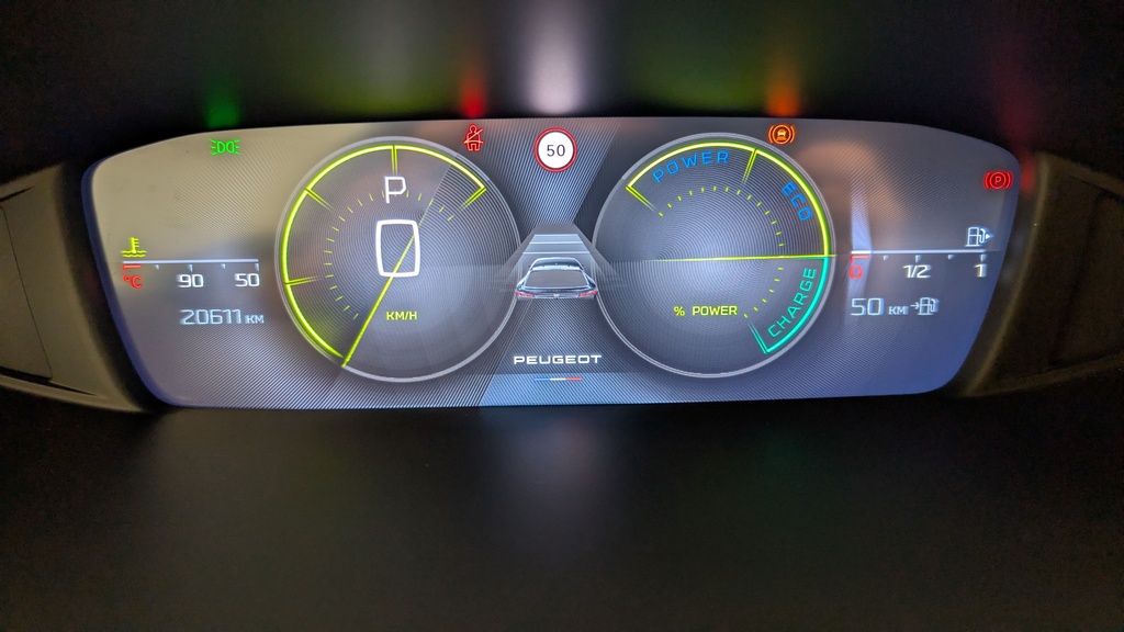 Peugeot 408 Hybrid 136 e-DCS6 Allure