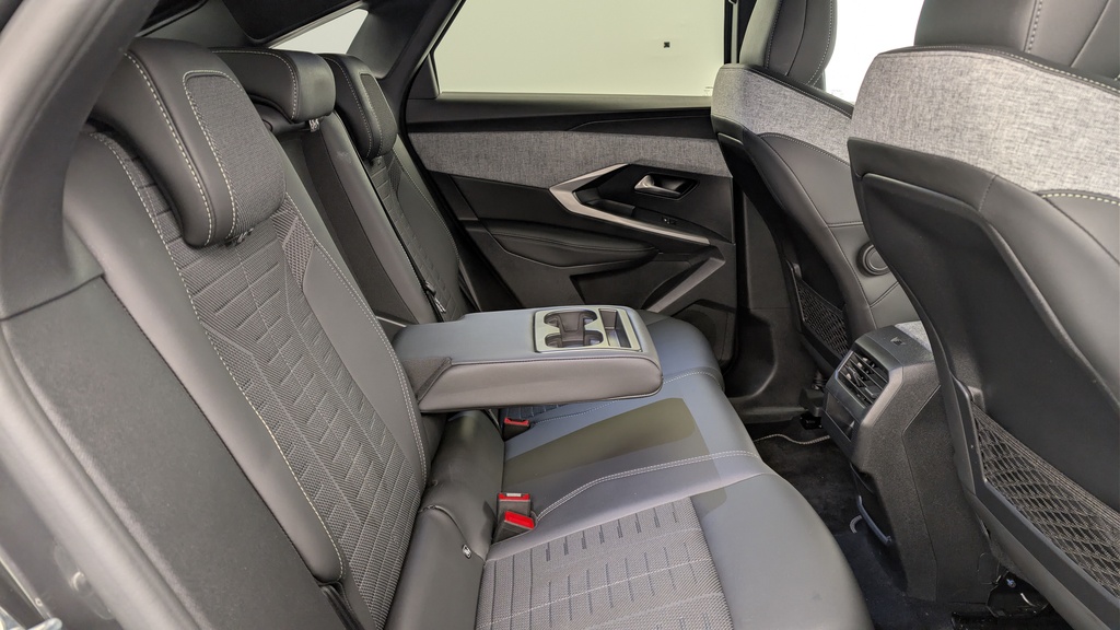 Peugeot 3008 Hybrid 145 e-DCS6 GT
