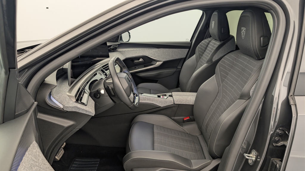 Peugeot 3008 Hybrid 145 e-DCS6 GT