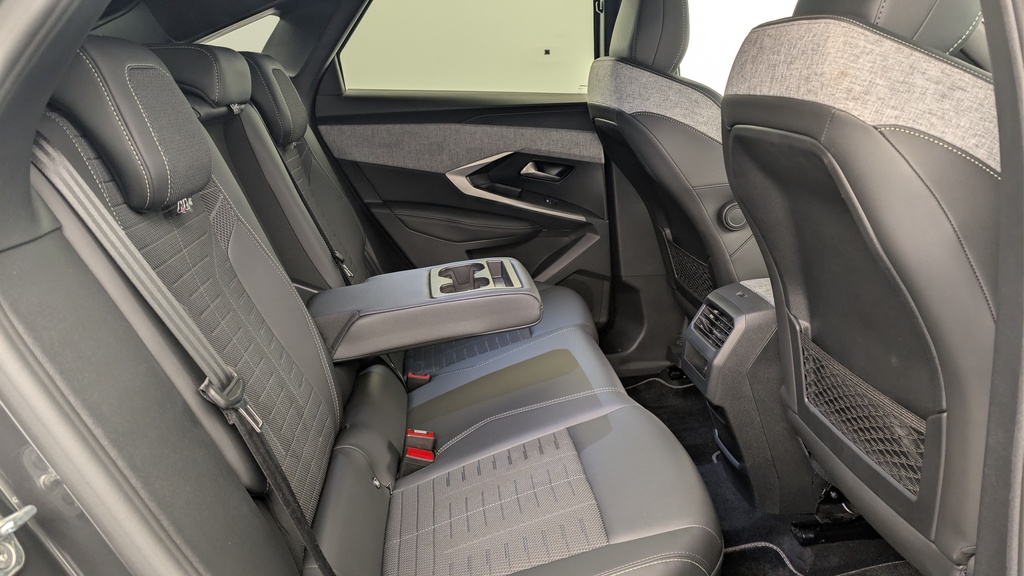 Peugeot 3008 Hybrid 145 e-DCS6 GT