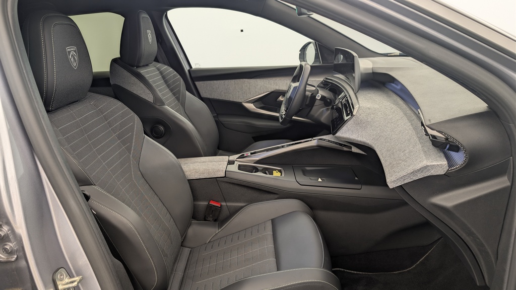 Peugeot 3008 Hybrid 145 e-DCS6 GT