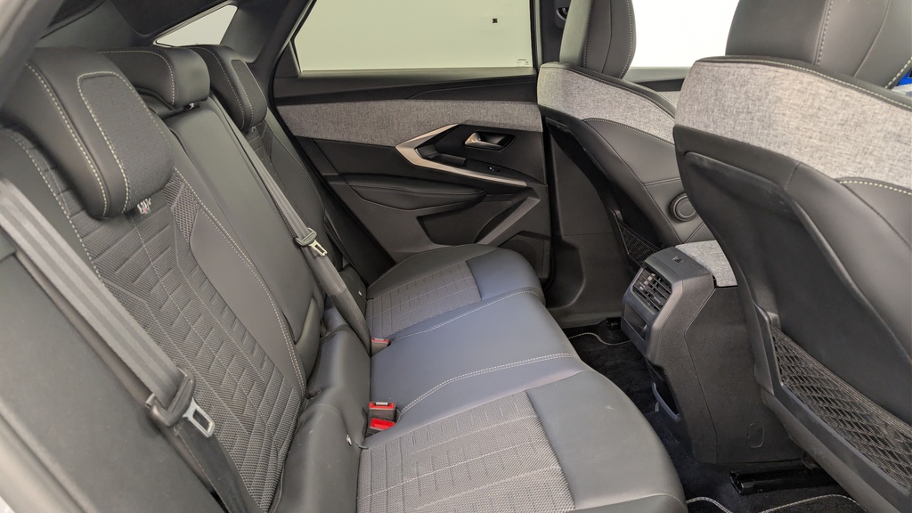 Peugeot 3008 Hybrid 145 e-DCS6 GT