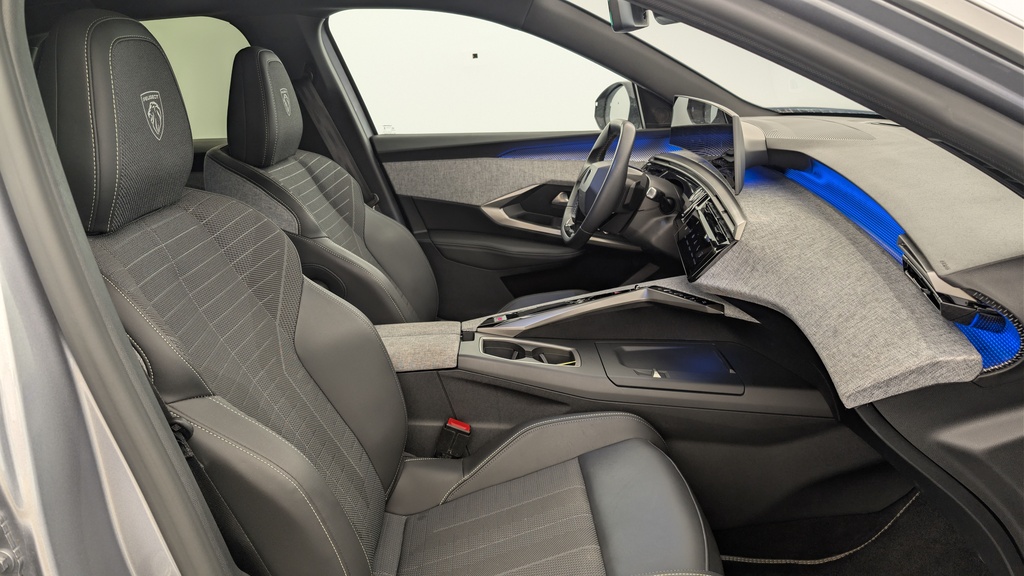 Peugeot 3008 Hybrid 145 e-DCS6 GT