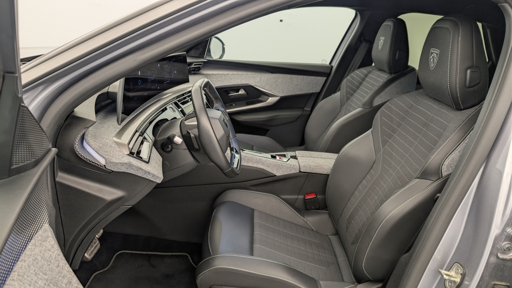 Peugeot 3008 Hybrid 145 e-DCS6 GT