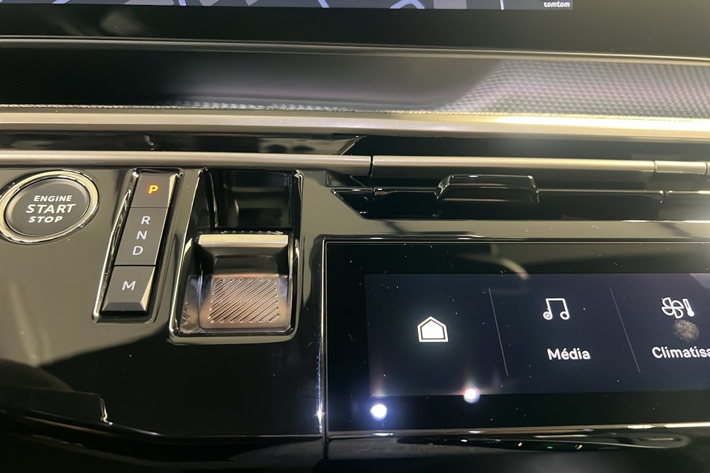 Peugeot 3008 Hybrid 145 e-DCS6 GT