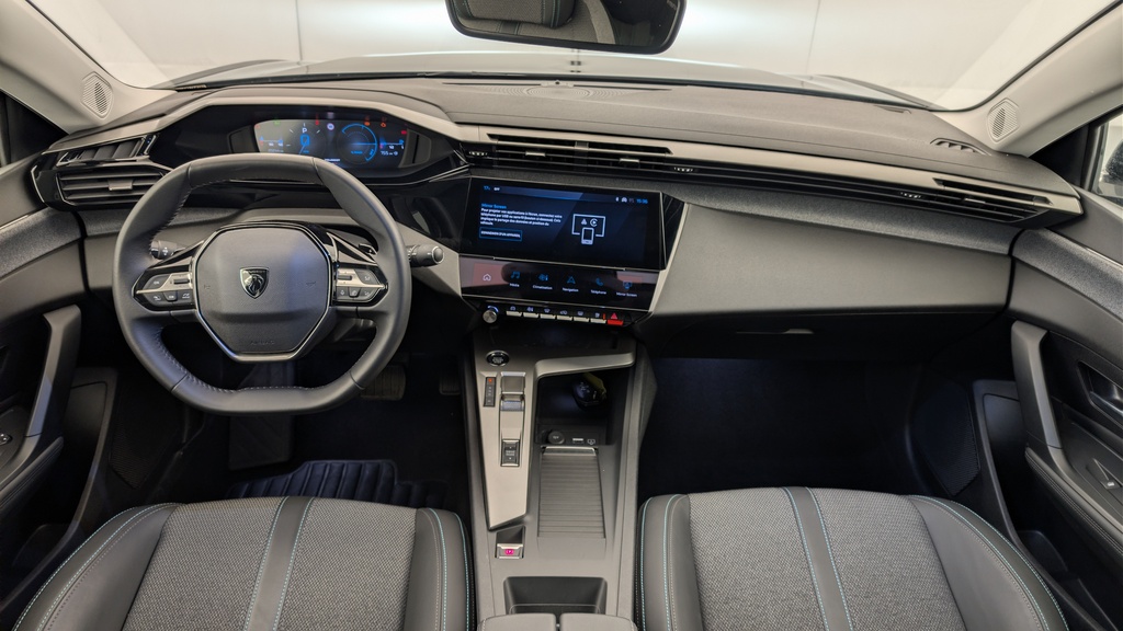 Peugeot 408 Hybrid 136 e-DCS6 Allure