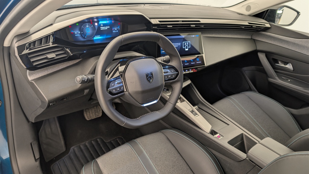 Peugeot 408 Hybrid 136 e-DCS6 Allure