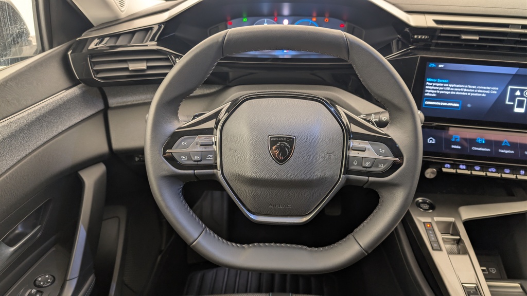 Peugeot 408 Hybrid 136 e-DCS6 Allure