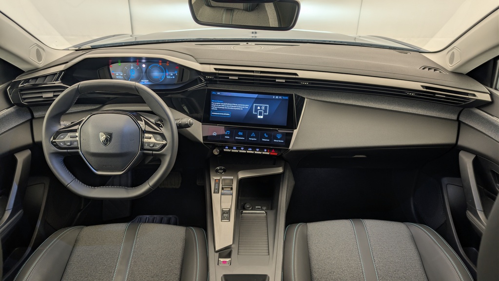 Peugeot 408 Hybrid 136 e-DCS6 Allure