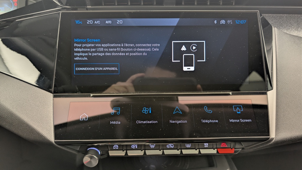 Peugeot 408 Hybrid 136 e-DCS6 Allure