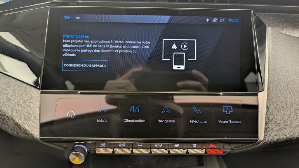 Peugeot 408 Hybrid 136 e-DCS6 Allure