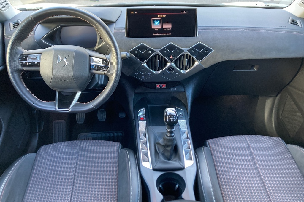 Ds DS3 PureTech 100 BVM6 Performance Line