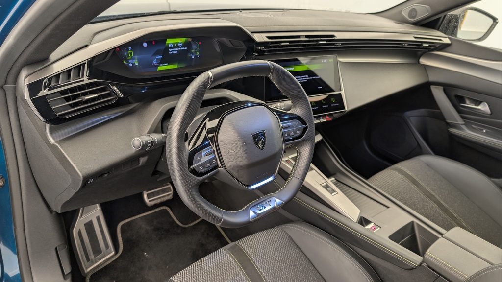 Peugeot 408 Hybrid 145 e-DCS6 GT