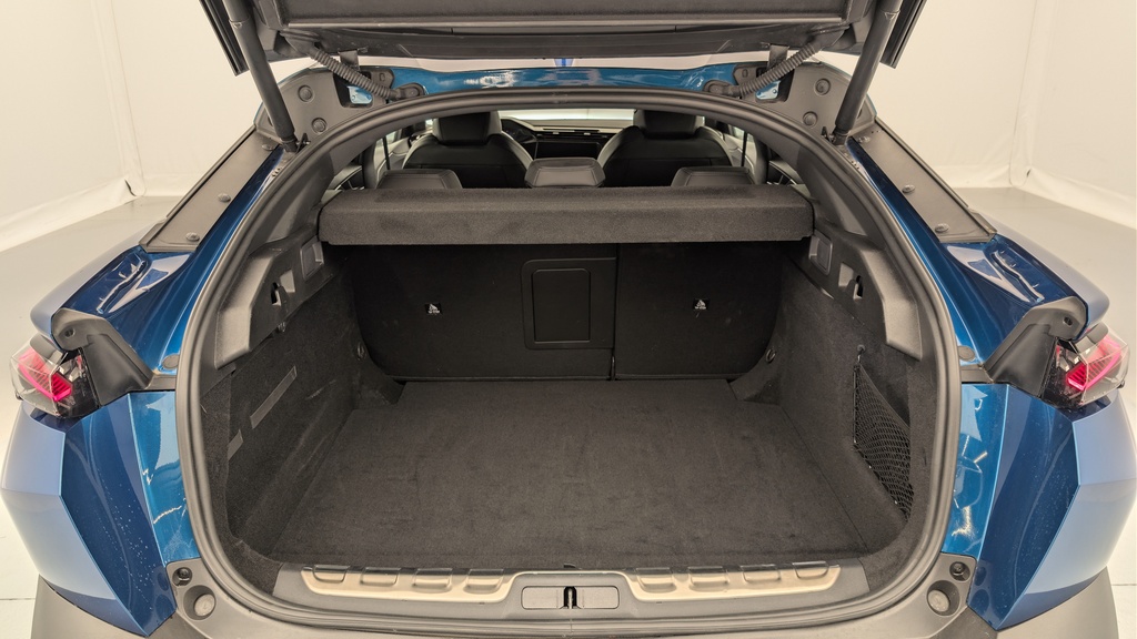 Peugeot 408 Hybrid 145 e-DCS6 GT